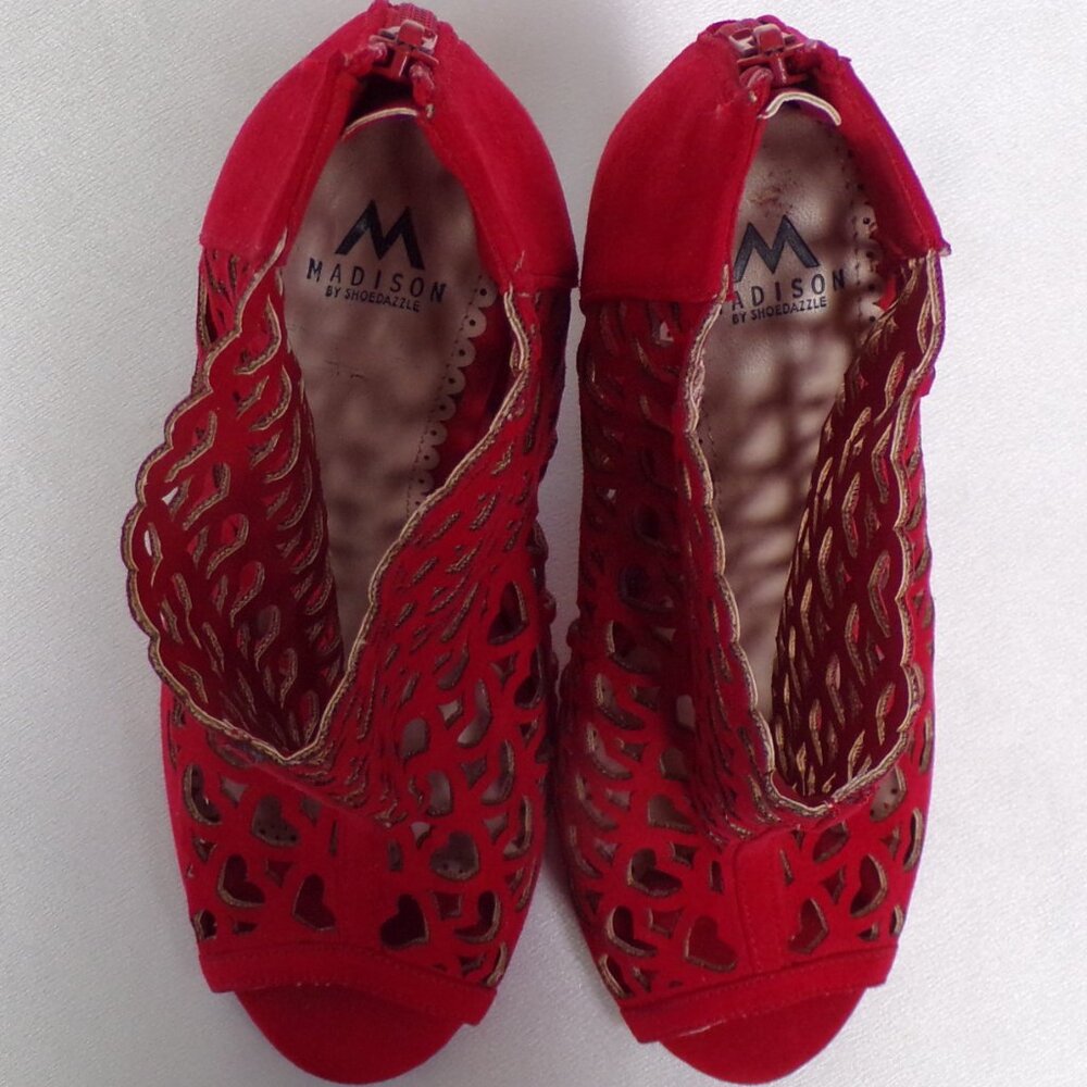 MADISON BY SHOEDAZZLE size 7 red faux-suede ultra-high-heel ankle booties - Picture 11 of 16